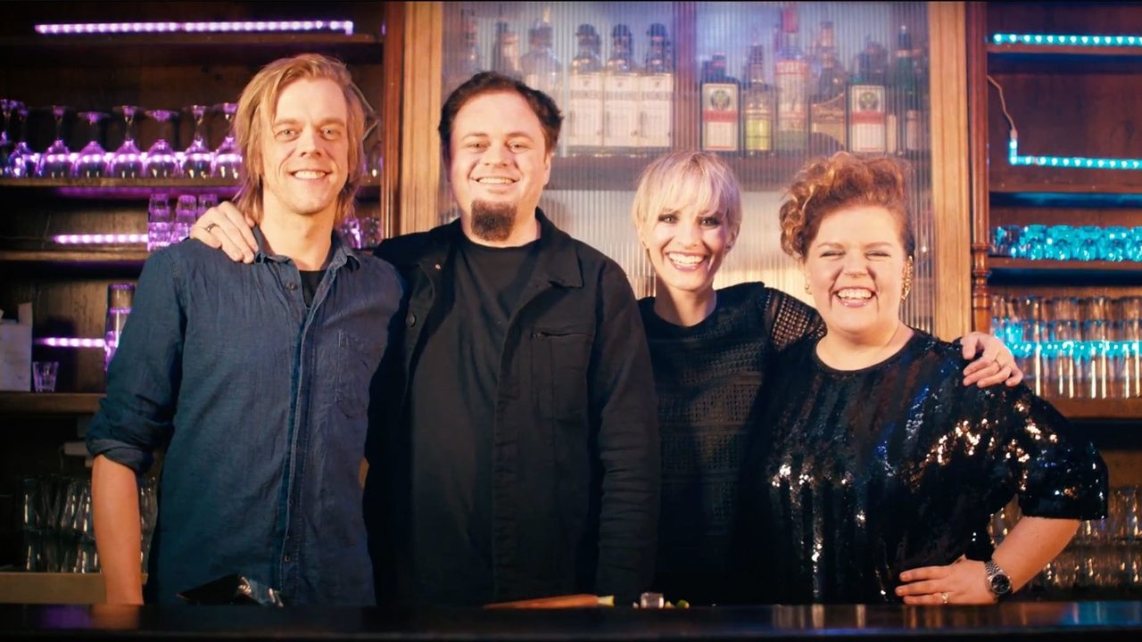 Klubi i të Hënës backdrop