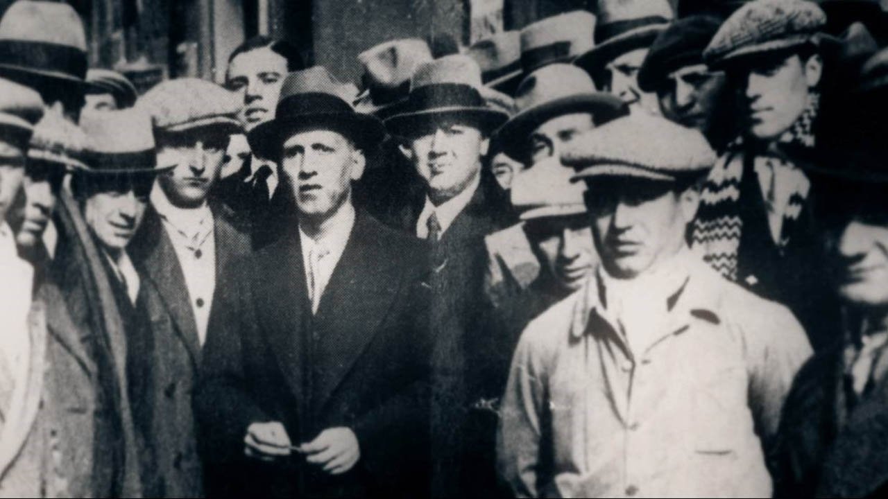 Mafia dhe Republika backdrop