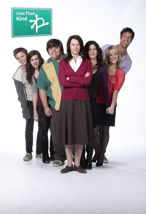 Më Pak Se Të Mirë poster