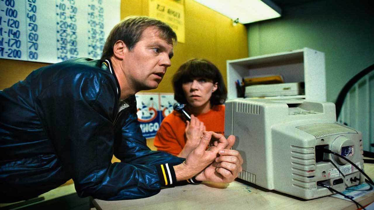 Sisko ja sen veli backdrop