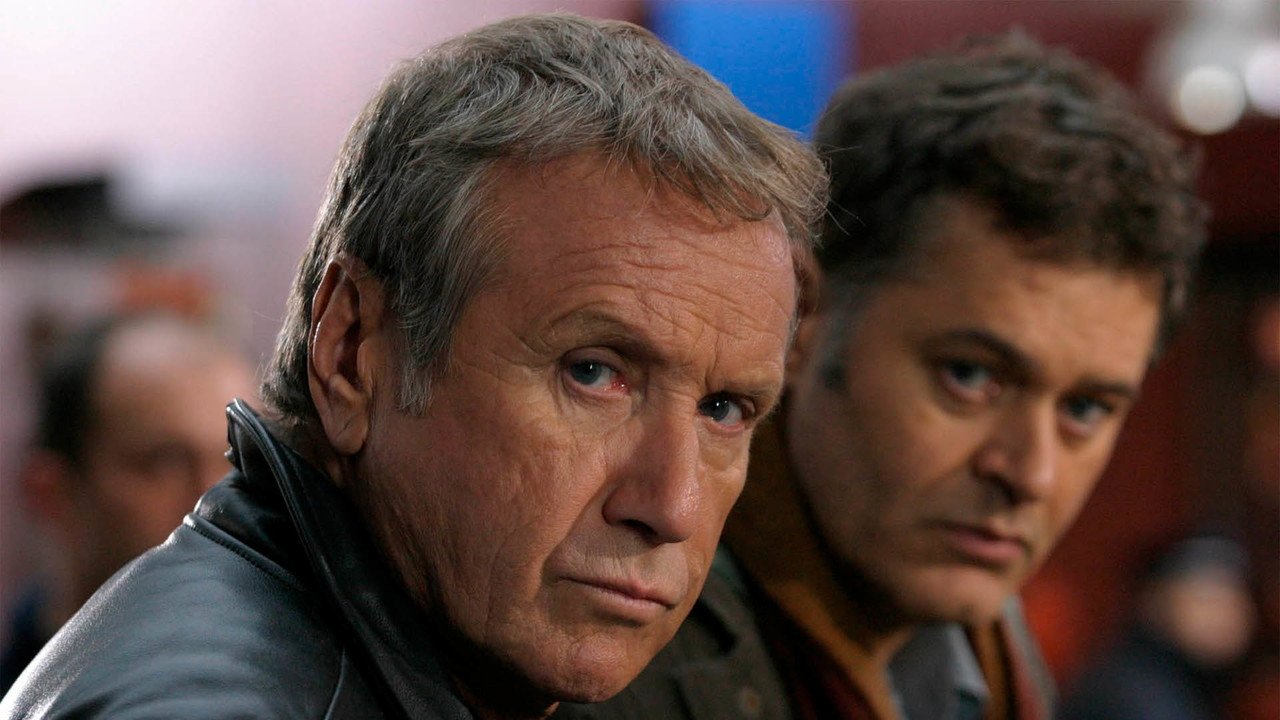 Komisioneri i Policisë Moulin backdrop