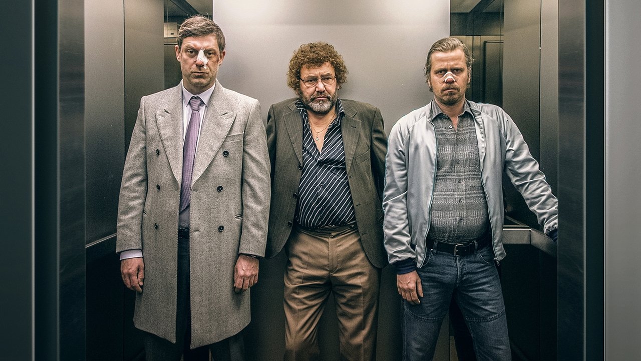 Infiltruesi backdrop