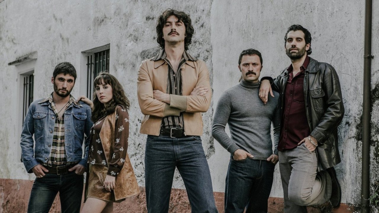 Krahu i Kokainës backdrop