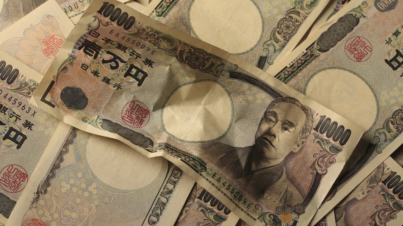 Lufta e Parave backdrop