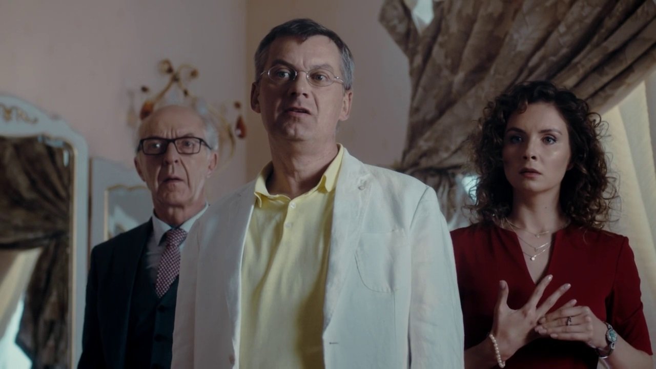 Sekreti Familjar backdrop