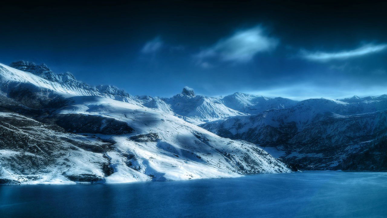 Franca e Egër backdrop