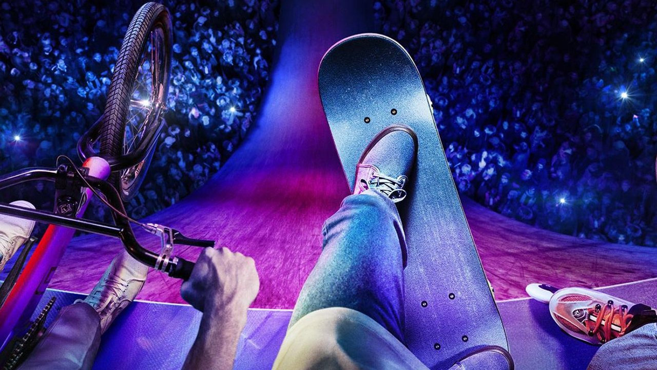 Revolucioni backdrop