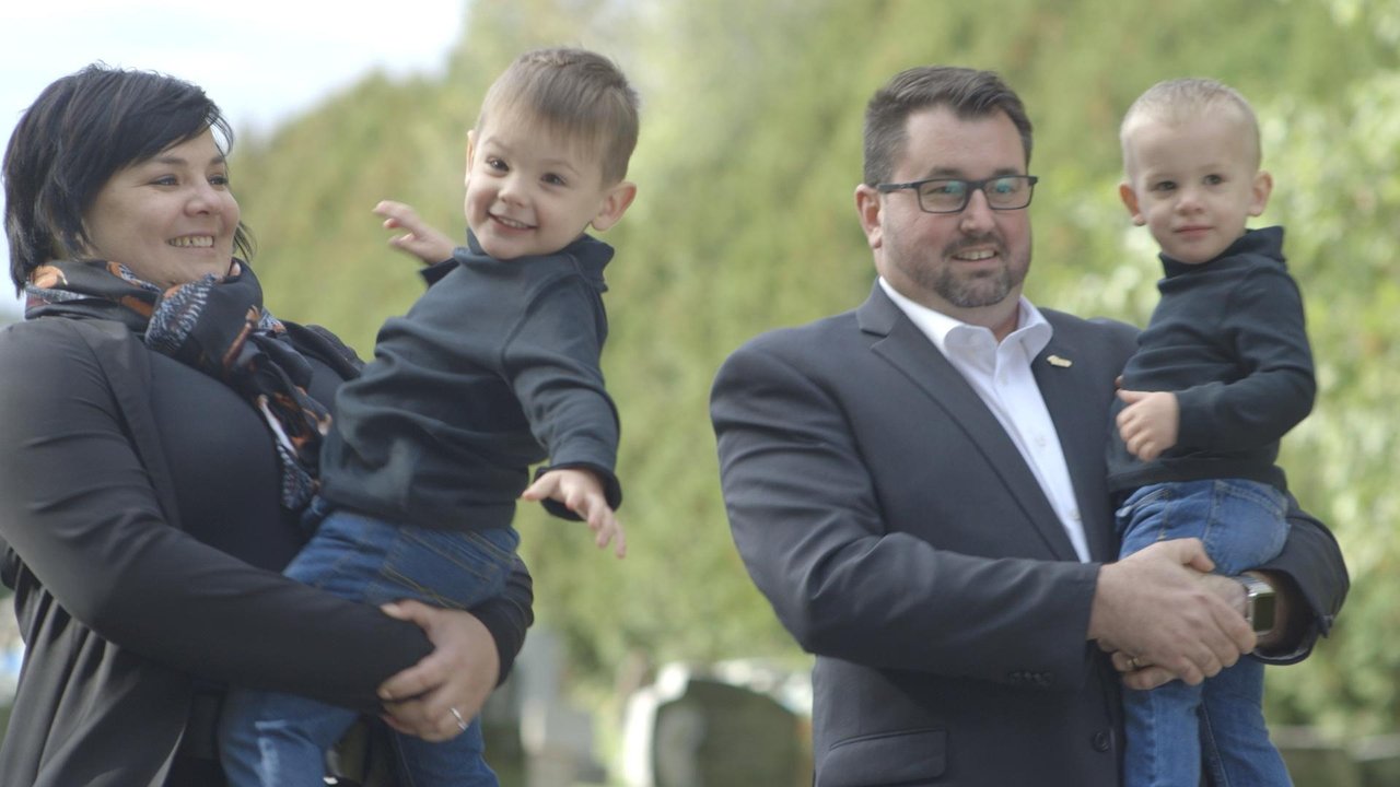 Marrësit e të Vdekurve backdrop