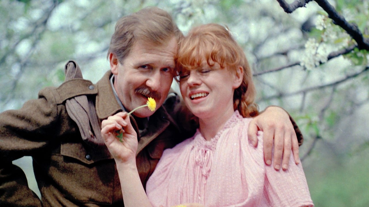 Yjet mbi Luginën e Syslit backdrop