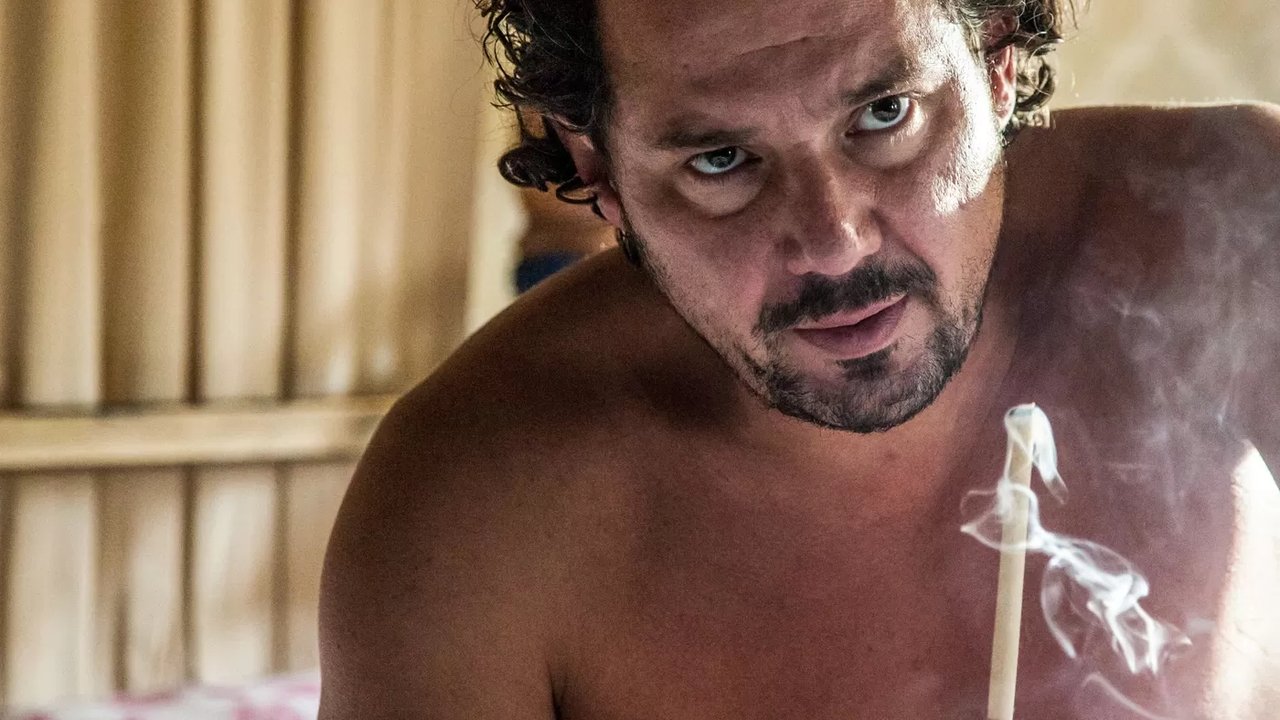 Koni & Klajd backdrop