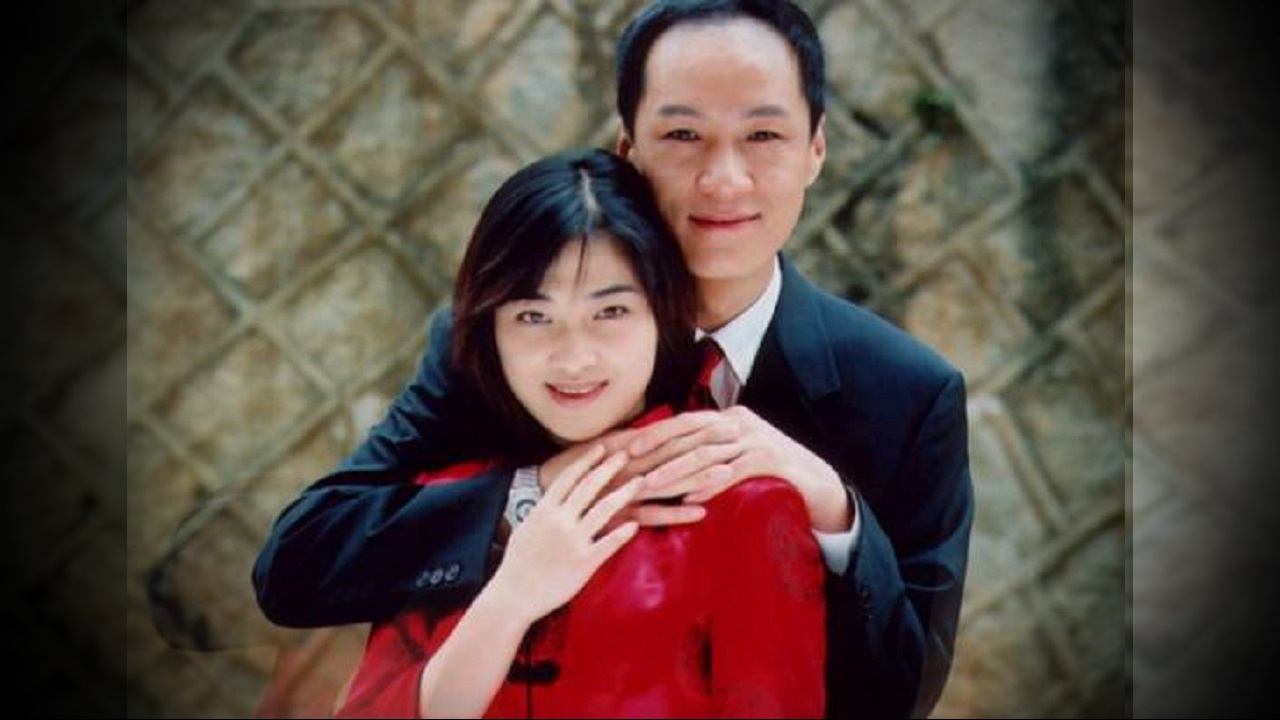 Mos i përgjigju të panjohurve backdrop