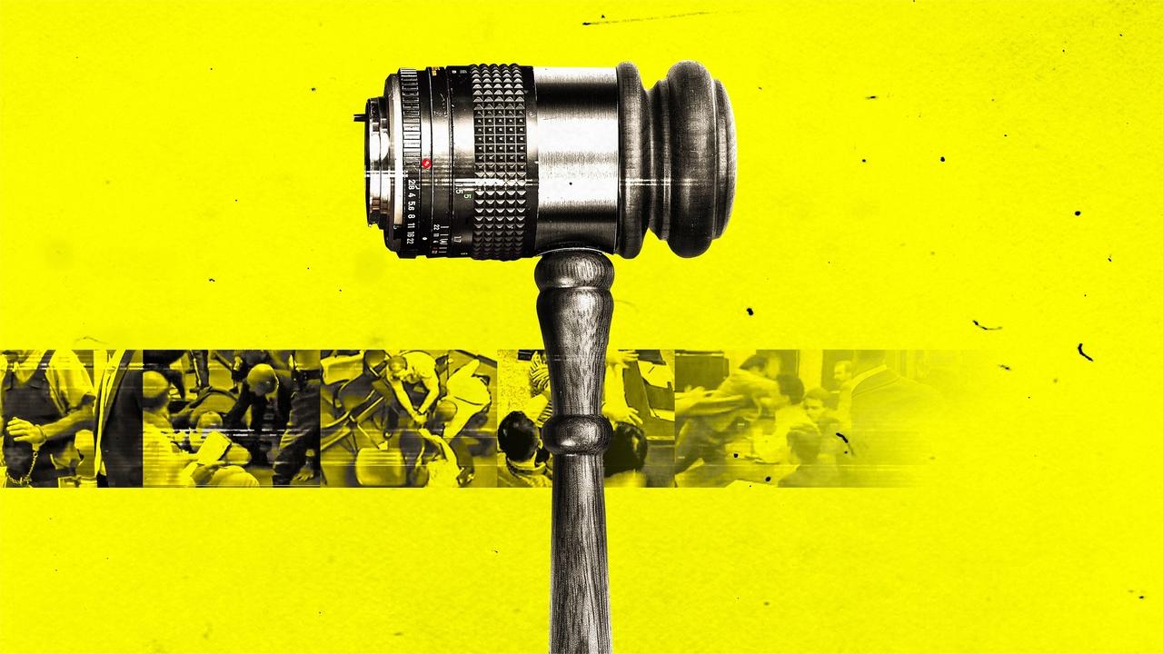 Kamerë Gjyqi backdrop