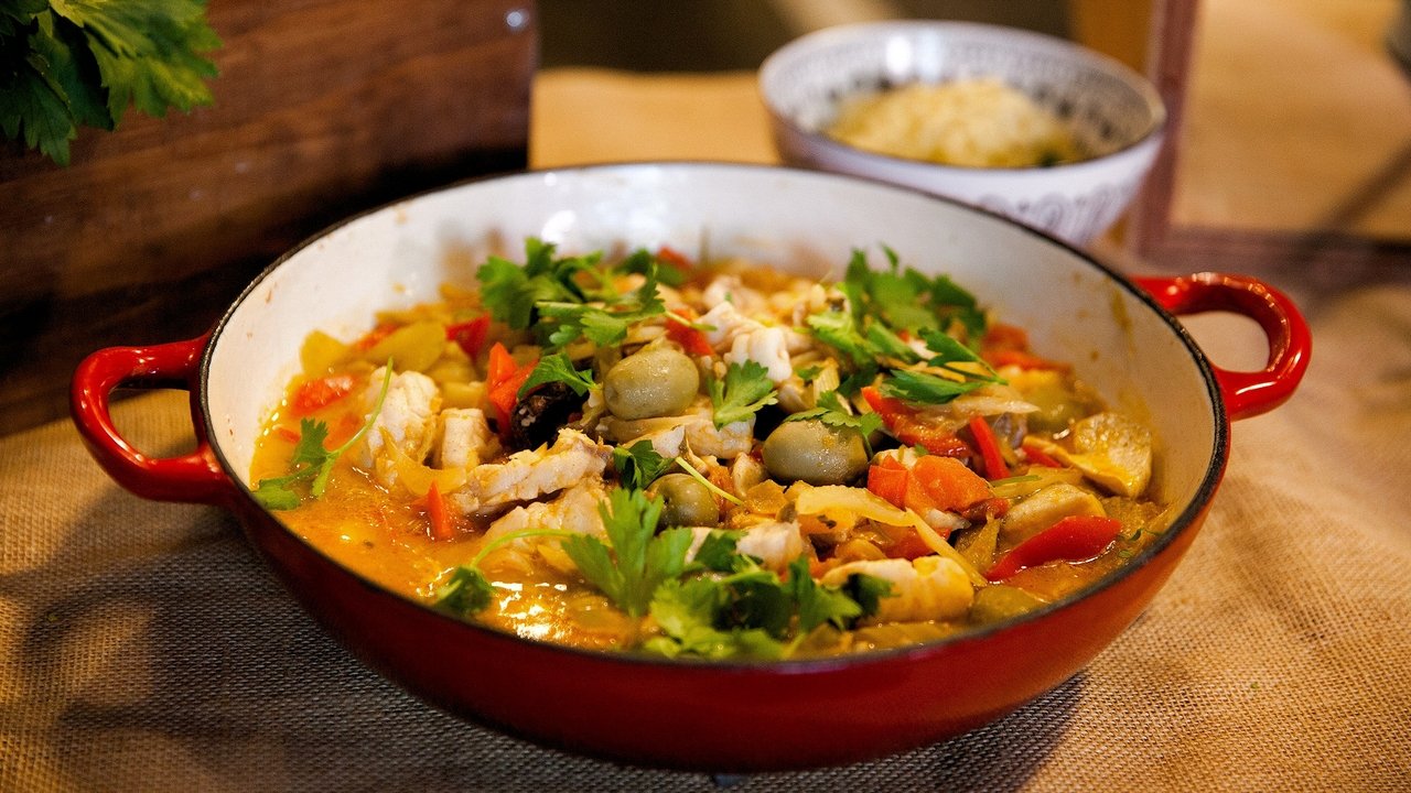 Forma e Makarona backdrop